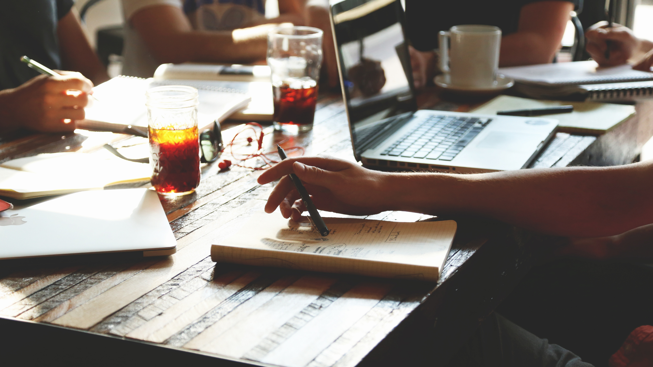How the Hybrid Workplace Affects Business Processes